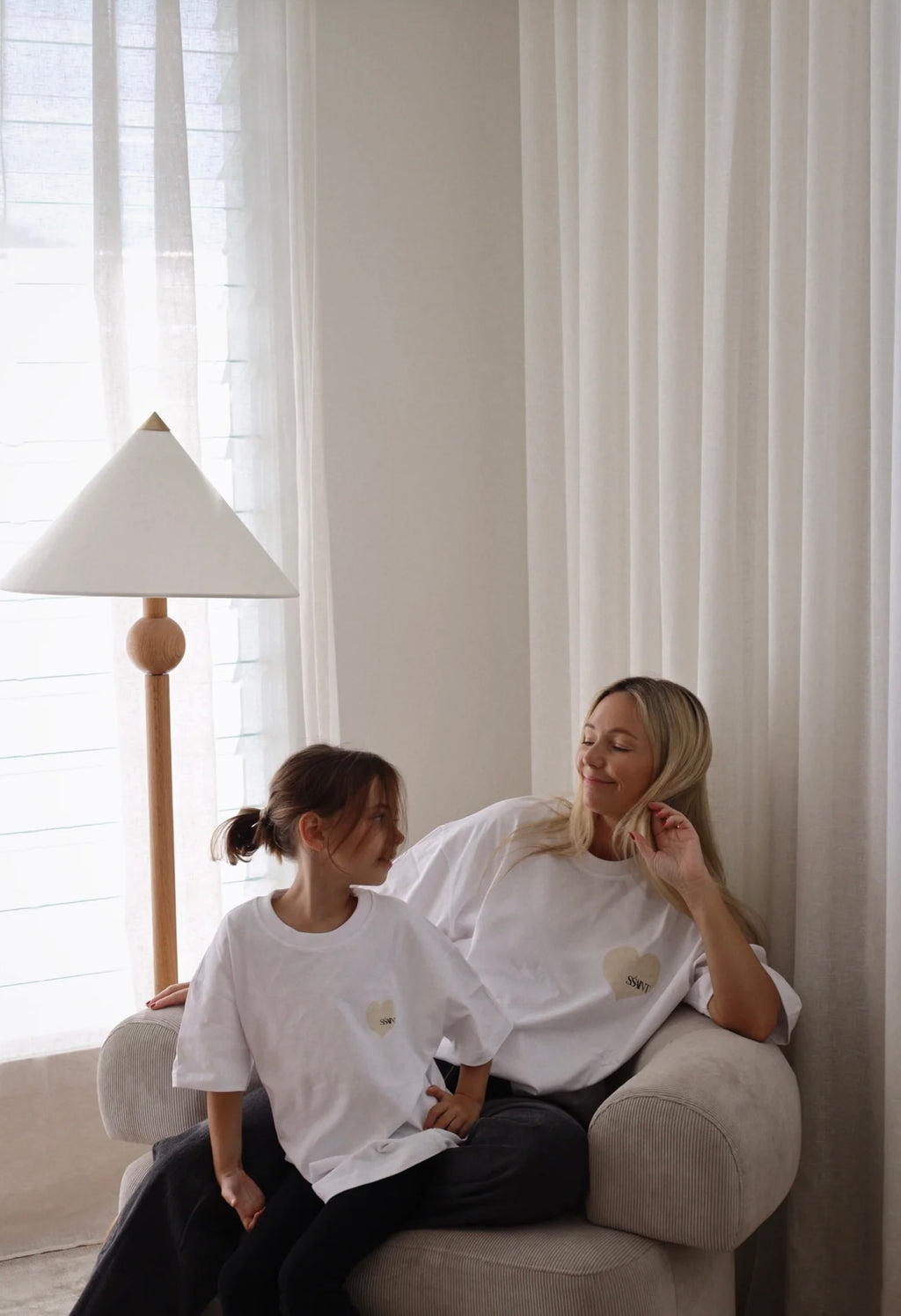 SŚAINT Kids Heart Tee - Cream Heart