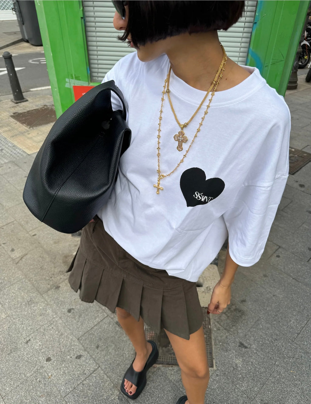 SŚAINT Heart Tee - White with Black Heart