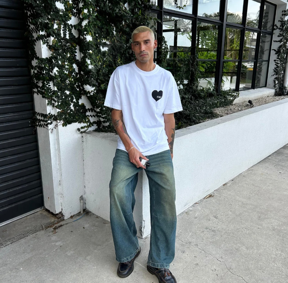 SŚAINT Heart Tee - White with Black Heart